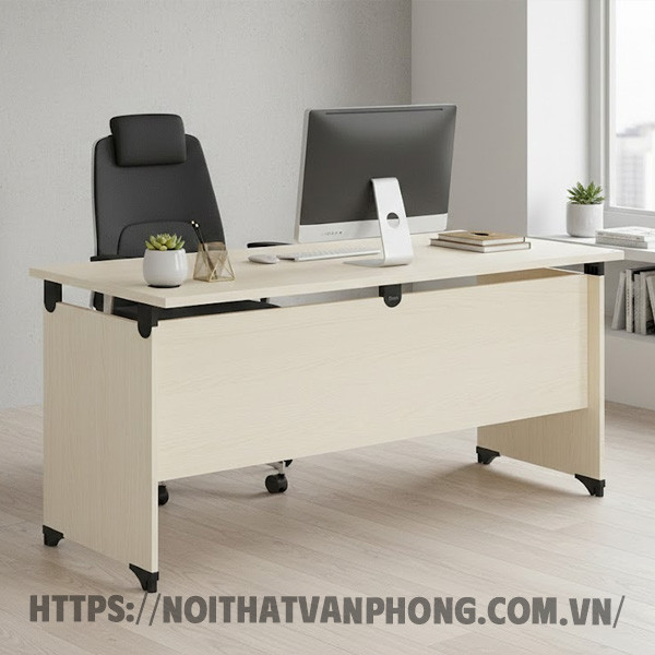 ban-lam-viec-mat-rong-1